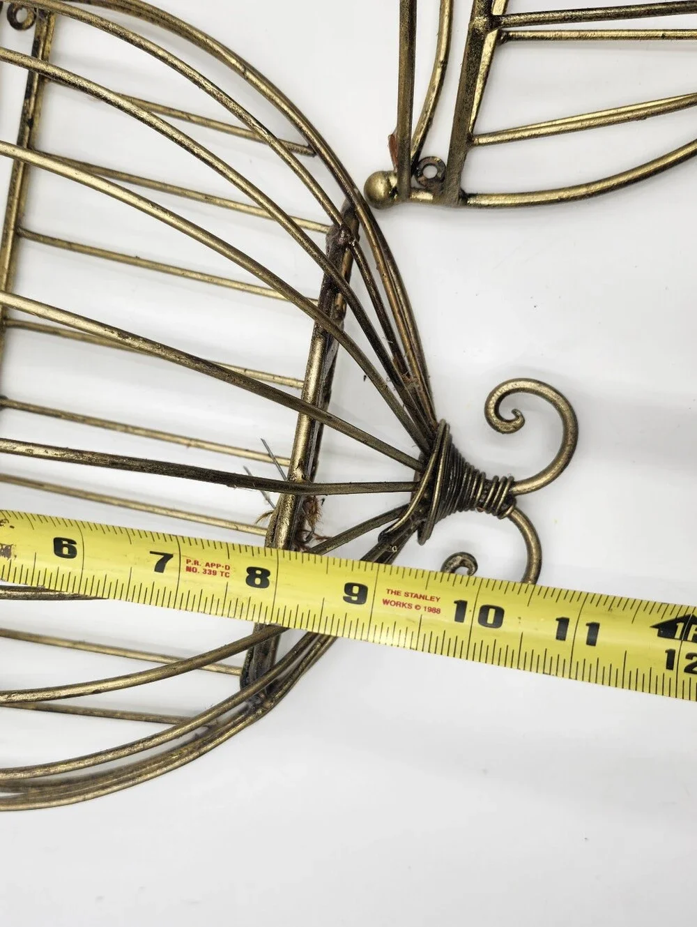 Vintage Metal Garden Shelf Wall Hanging Basket gold Round Planter
